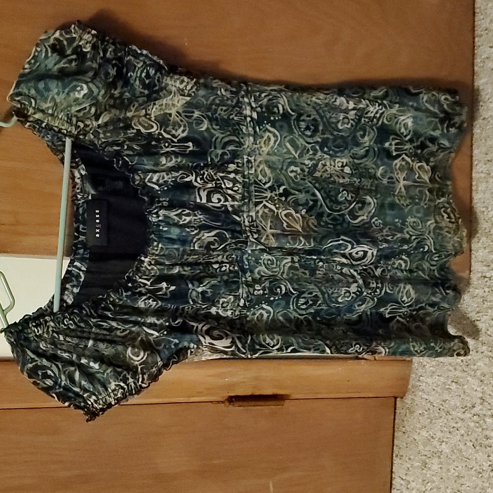 Axcess size L multicolored.